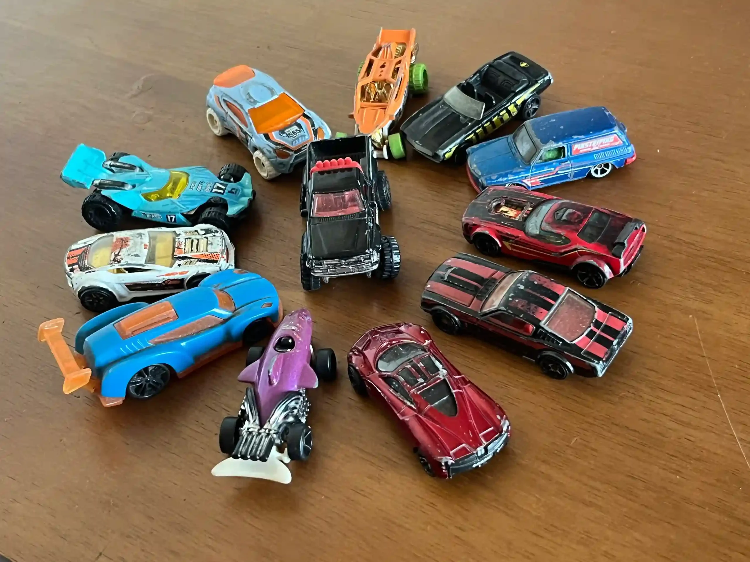 BL/ Mano Tude /ORIGINAL HOTWHEELS! 38,00 SEGUIDOS DE 5,00