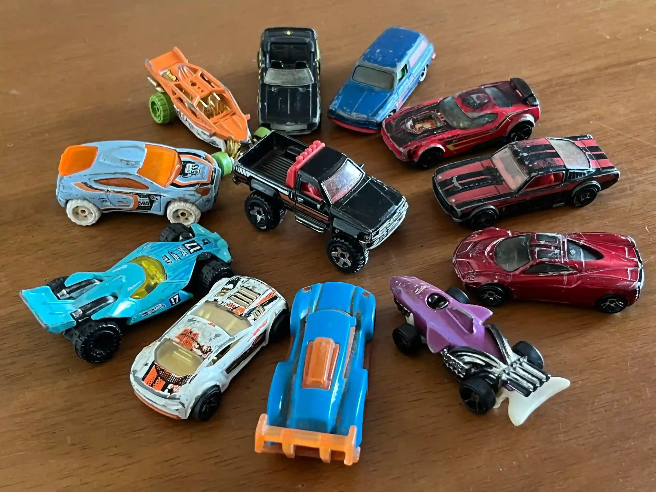 BL/ Mano Tude /ORIGINAL HOTWHEELS! 38,00 SEGUIDOS DE 5,00