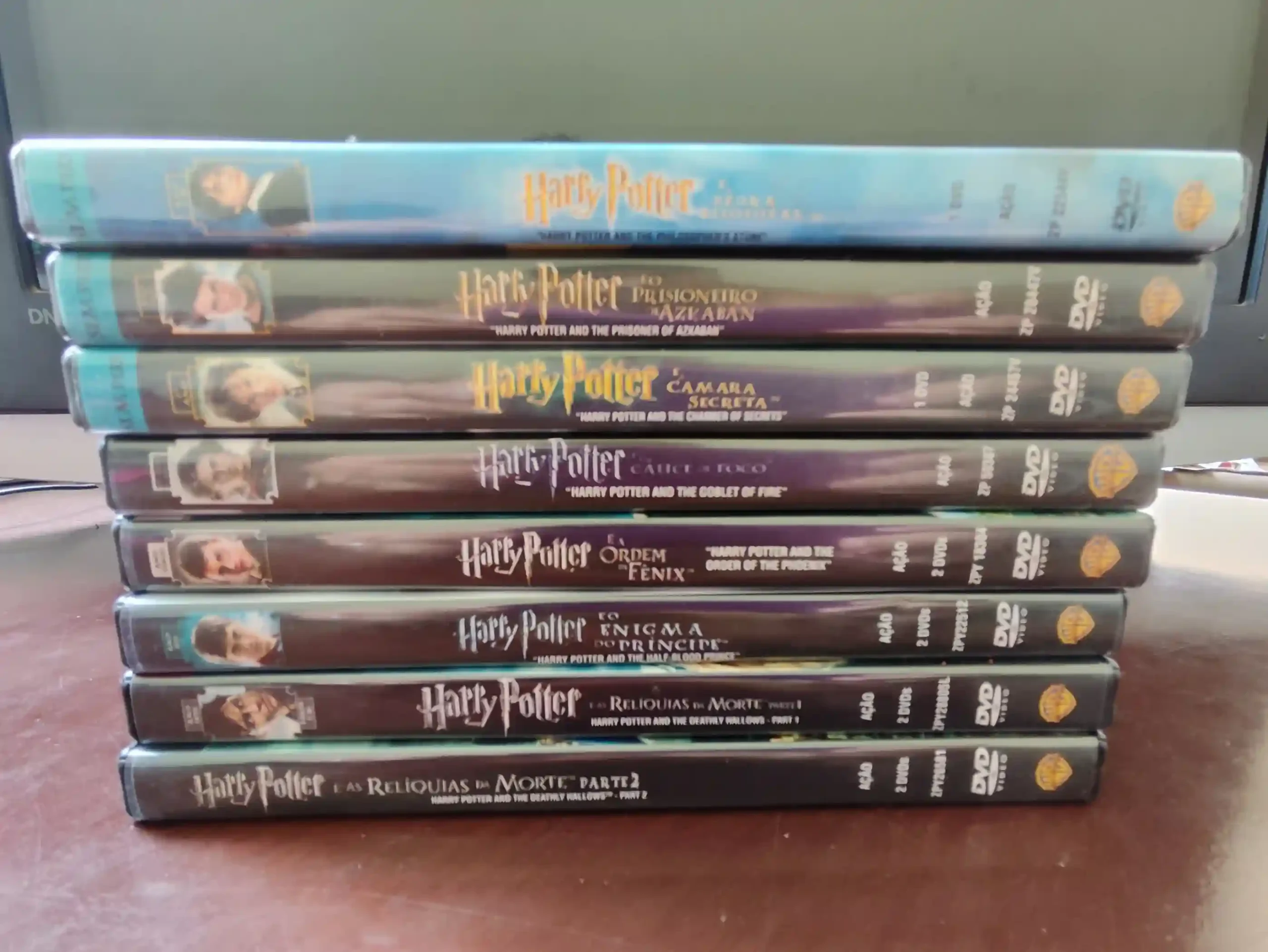 KF/ Fabiano Marchioro /DVDs HARRY POTTER 44,00 SEGUIDOS DE 5,00