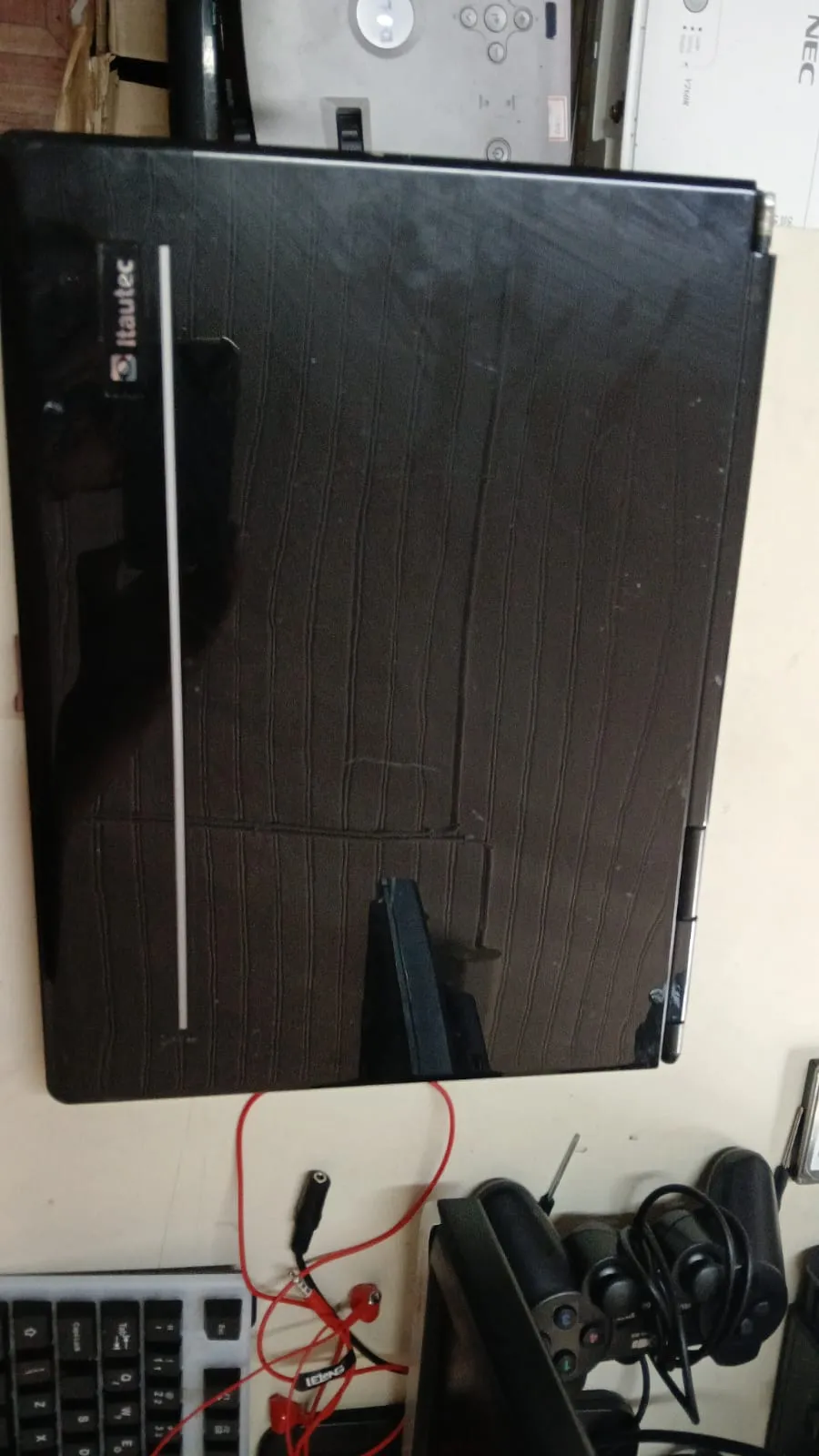 CL/ Dhs /NOTEBOOK C\ BATOCERA 238,00 SEGUIDOS 9,00