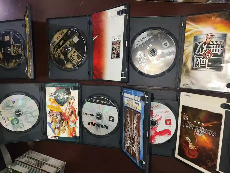 KF/ Valdenir Polaco /LOTE JOGOS ORIGINAIS PS2 99,00 SEGUIDOS DE 7,00