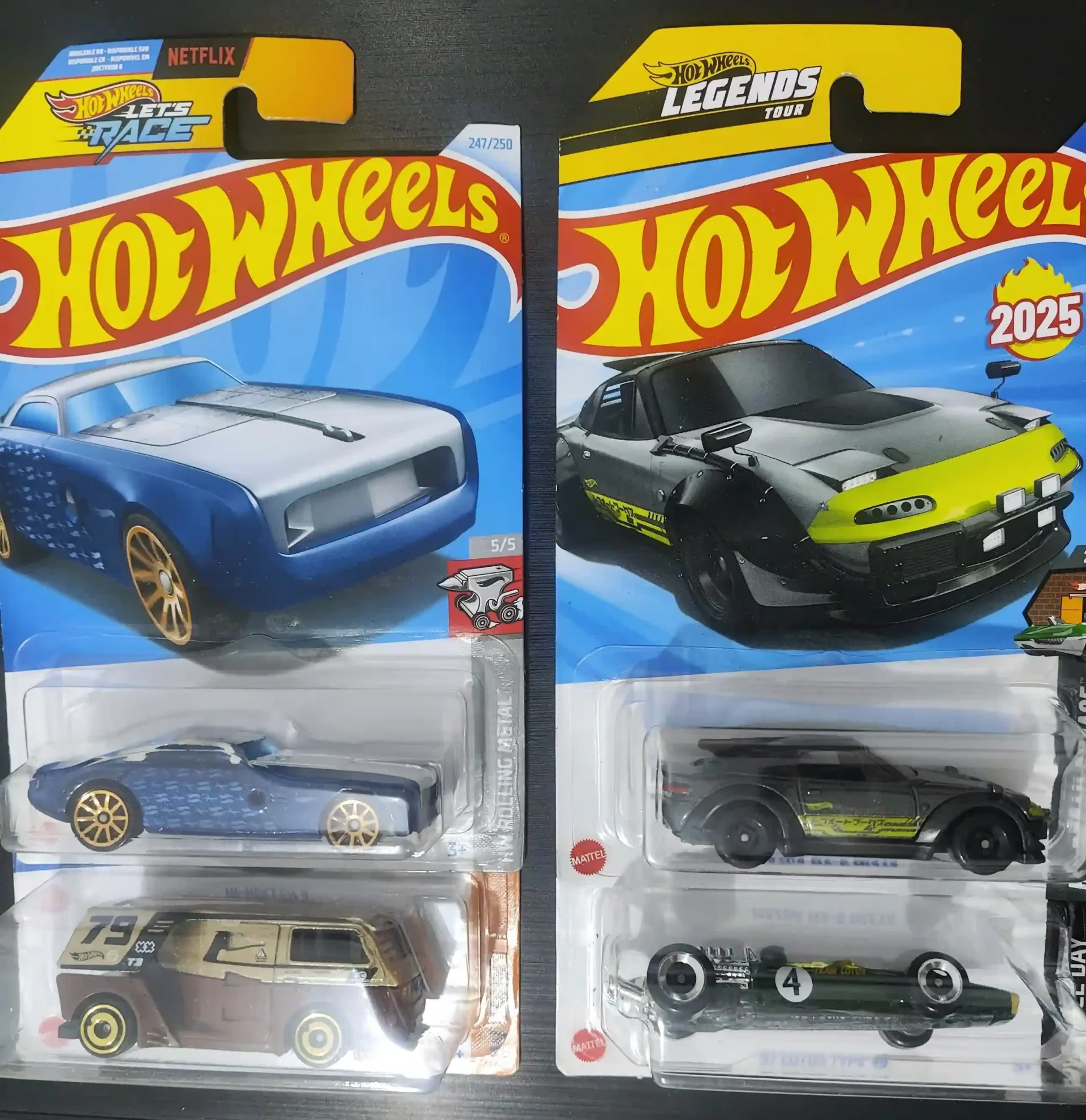 KF/ LOTE ESPECIAL HOTWEELS 79,00 SEGUIDOS DE 5,00