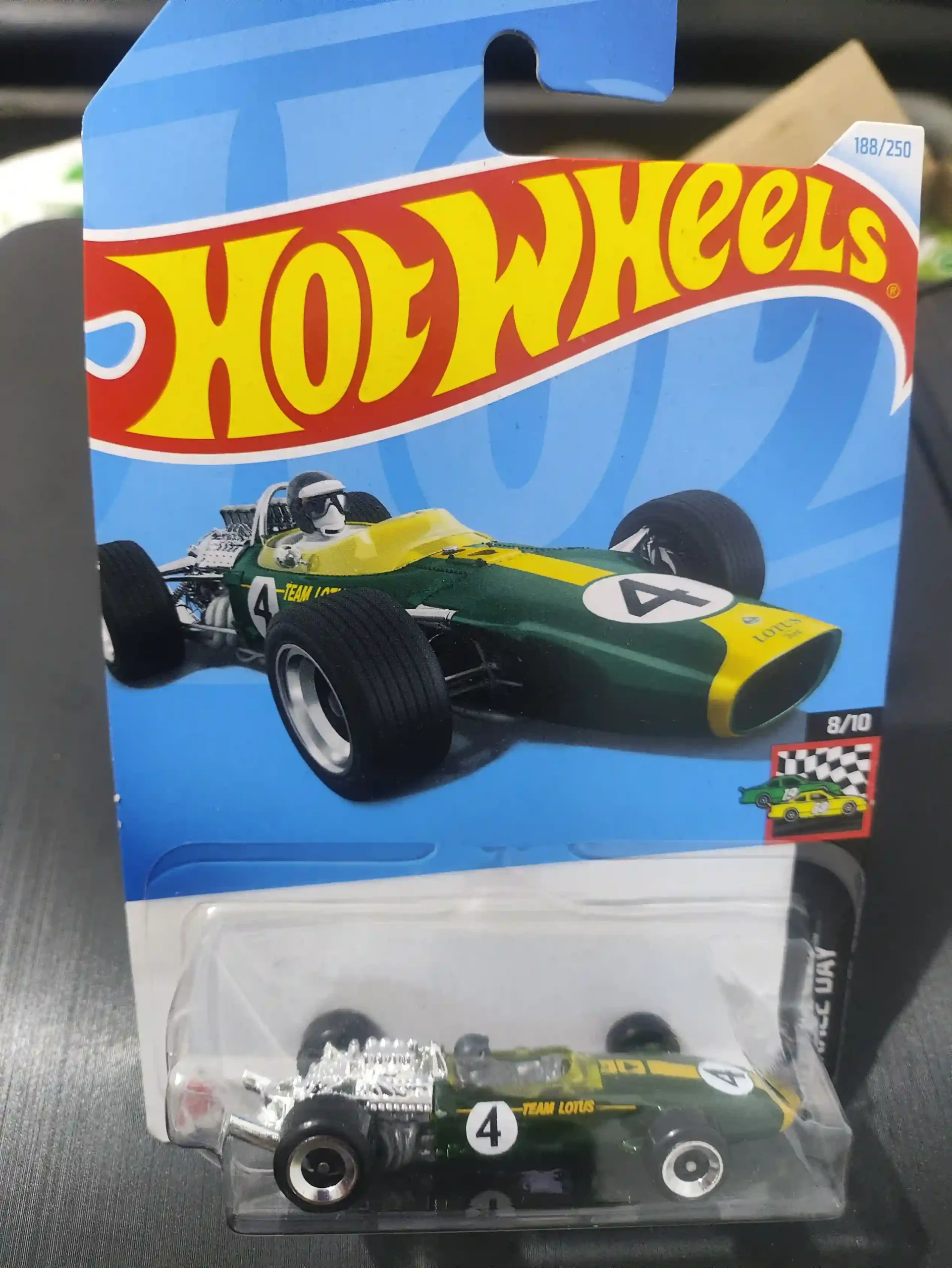 KF/ LOTE ESPECIAL HOTWEELS 79,00 SEGUIDOS DE 5,00