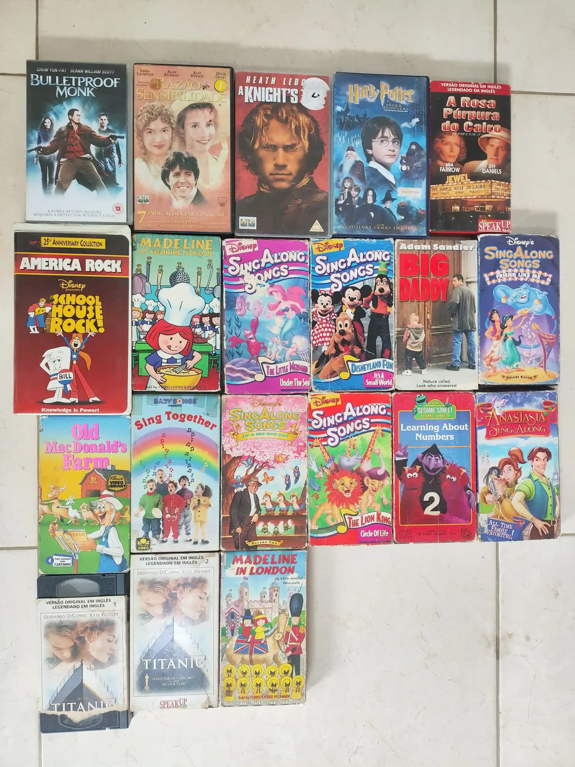 KF/ vinivaliati /LOTE DE VHS VARIADOS 5,00 SEGUIDOS DE 2,00