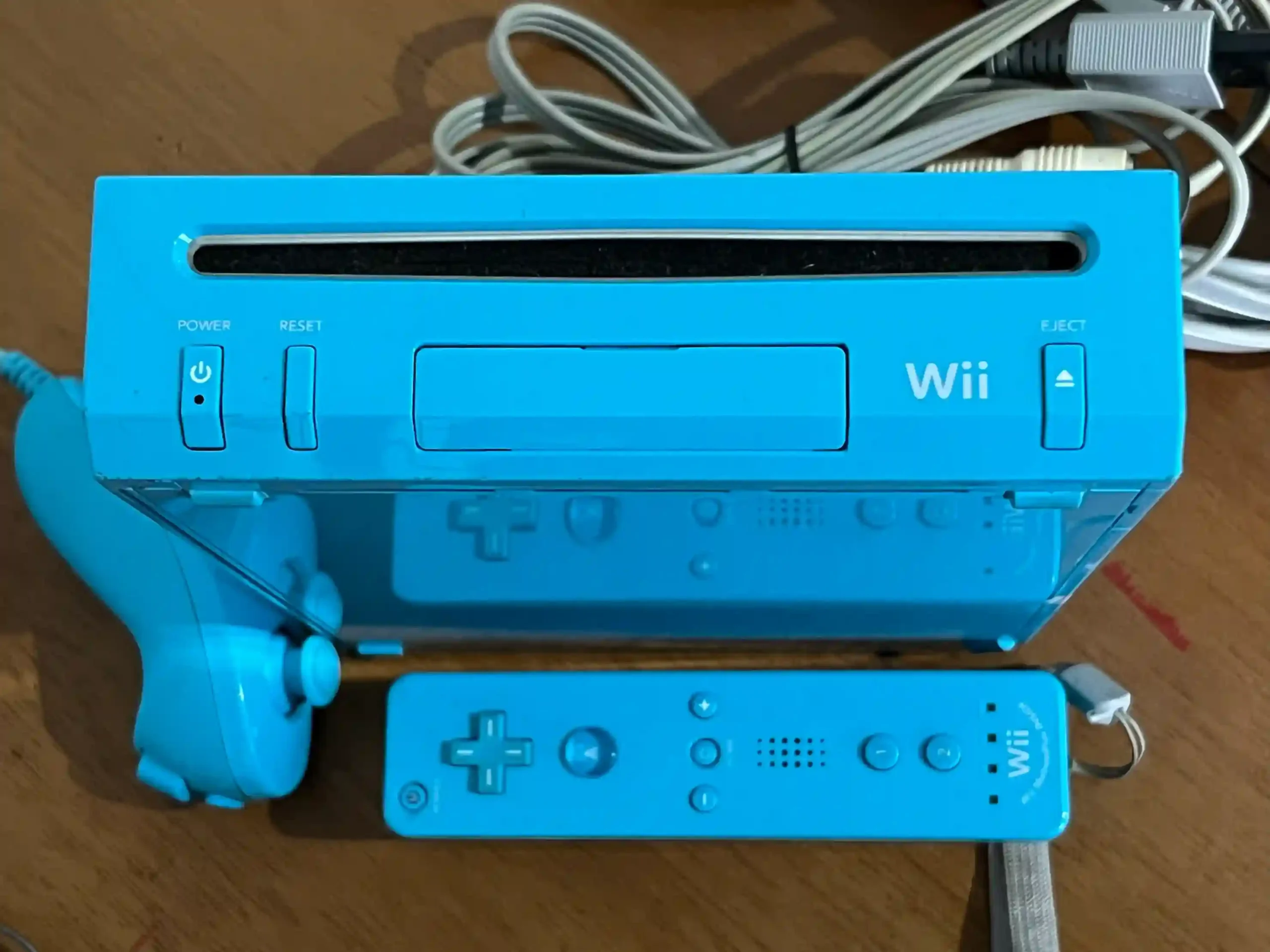 CX/ WII EDIÇÃO NINTENDO BLUE😍258,00 SEGUIDOS DE 50,00 ARREMATE 657,00