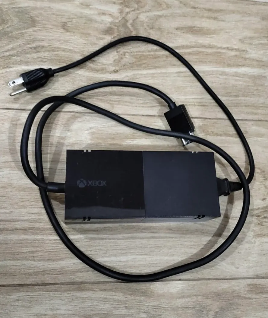 VT/ ORIGINAL FONTE😲XBOX ONE. 123,00 SEGUIDOS DE 10,00