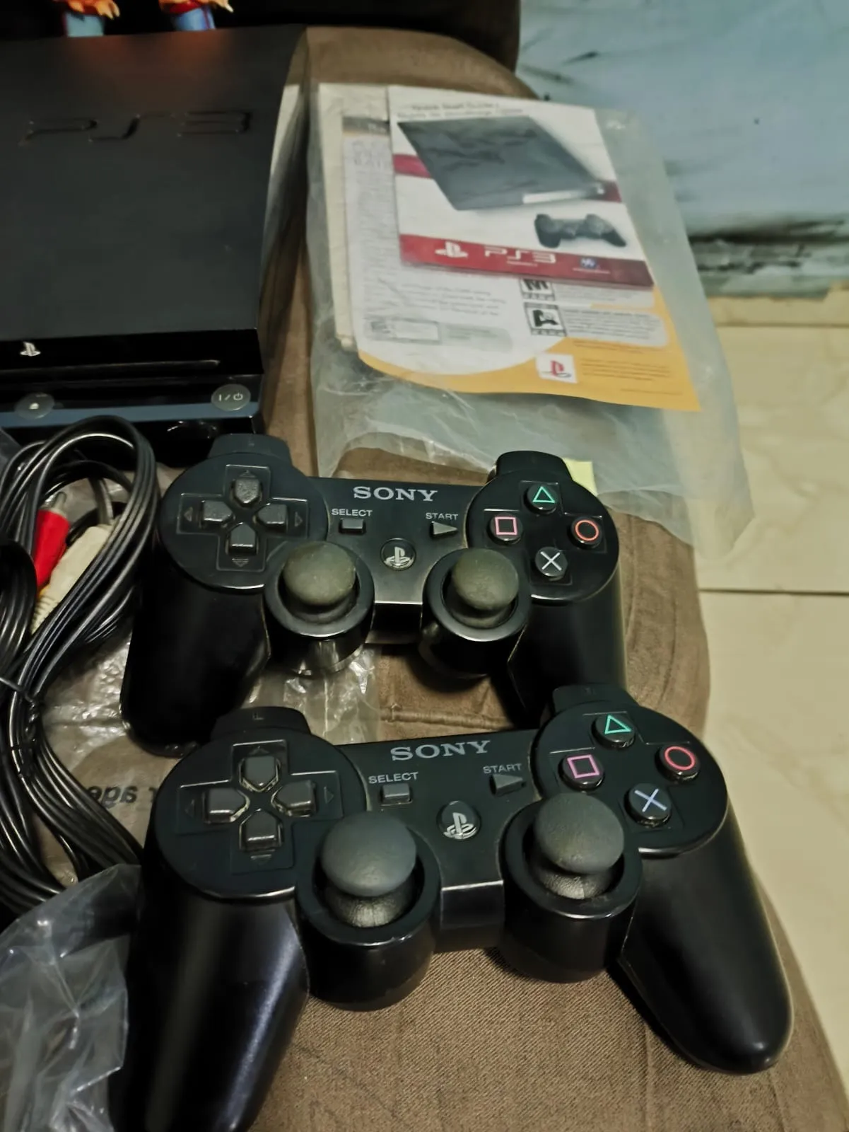 CB/😱PS3 NA CAIXA+ACESSÓRIOS.1197,00 SEGUIDOS DE 28,00📺