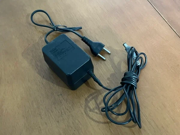 CX/ Pinguim /ORIGINAL FONTE SNES FAT BIVOLT😱77,00 SEGUIDOS DE 8,00 - Imagem 3