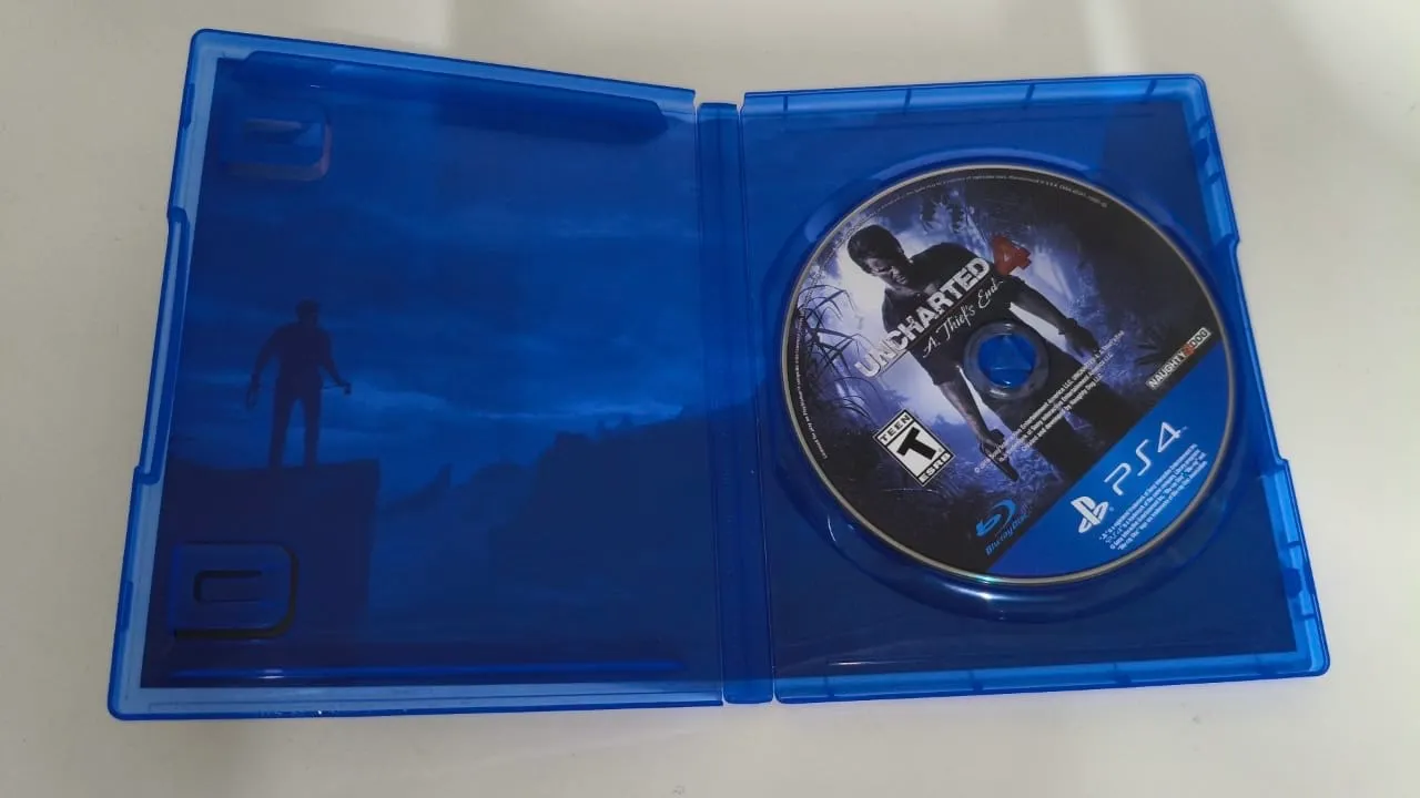 KB/ UNCHARTED 4 PS4😱 48,00 SEGUIDOS DE 5,00🚨