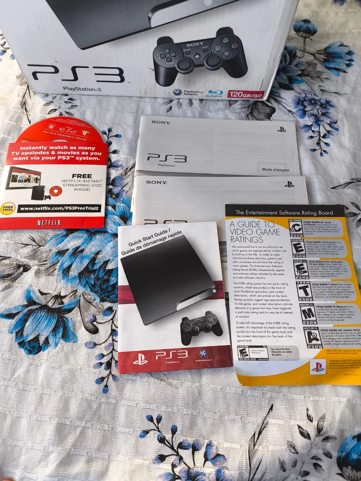 CB/ Paula /CAIXA+MANUAIS+CDNETFLIX. PS3😱10,00 SEGUIDOS DE 10,00