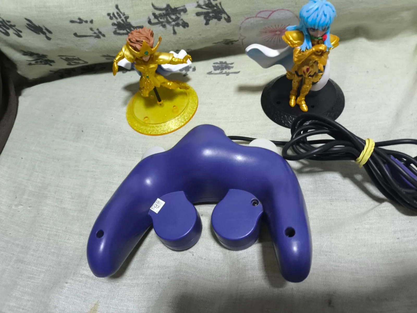 CB/ Alexandre Peres /CONTROLE GAME CUBE.😱48,00 SEGUIDOS DE 7,00🚨