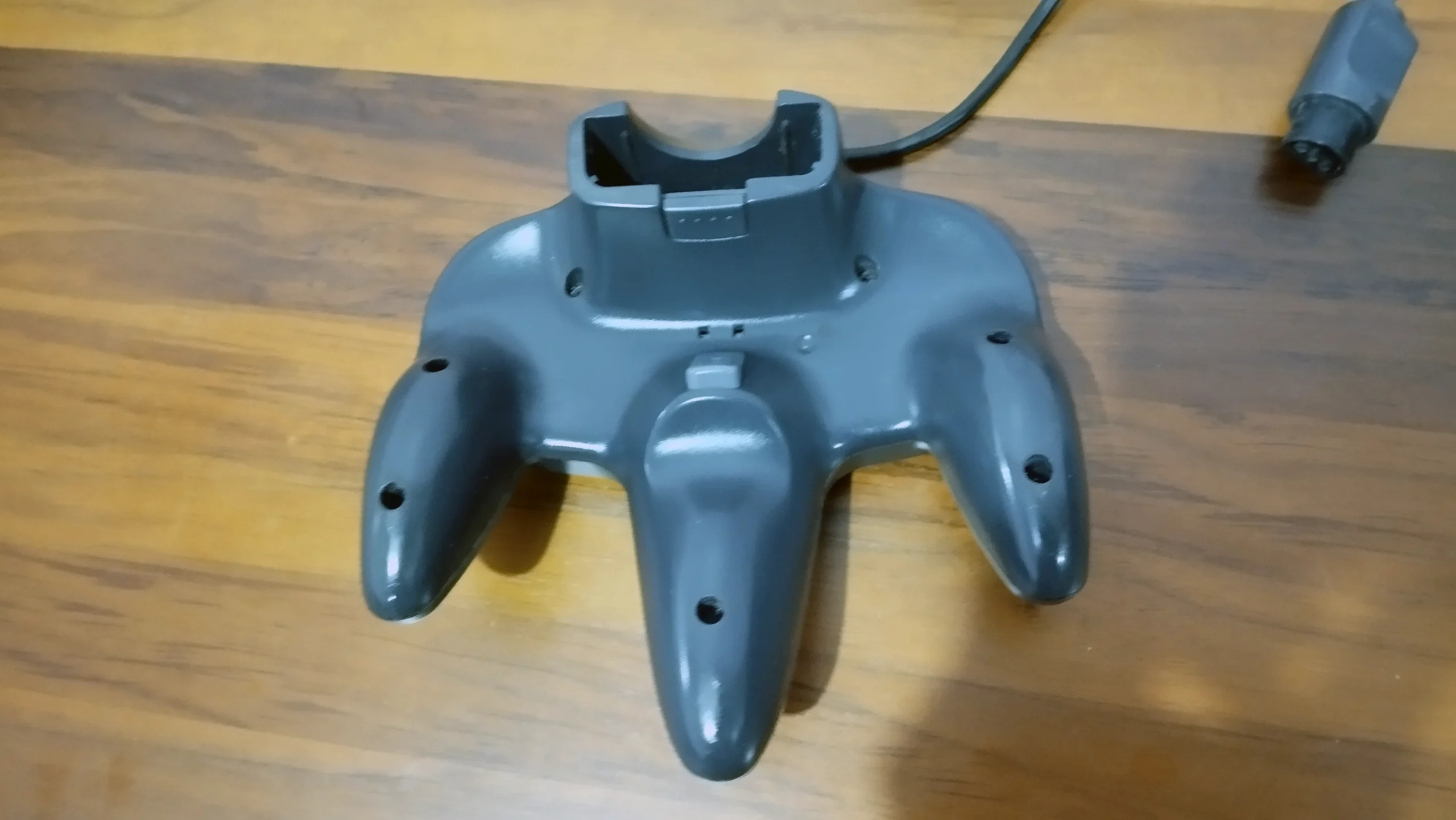 SA/ CONTROLE N64 PRETO 🕹️75,00 SEGUIDOS DE 15,00