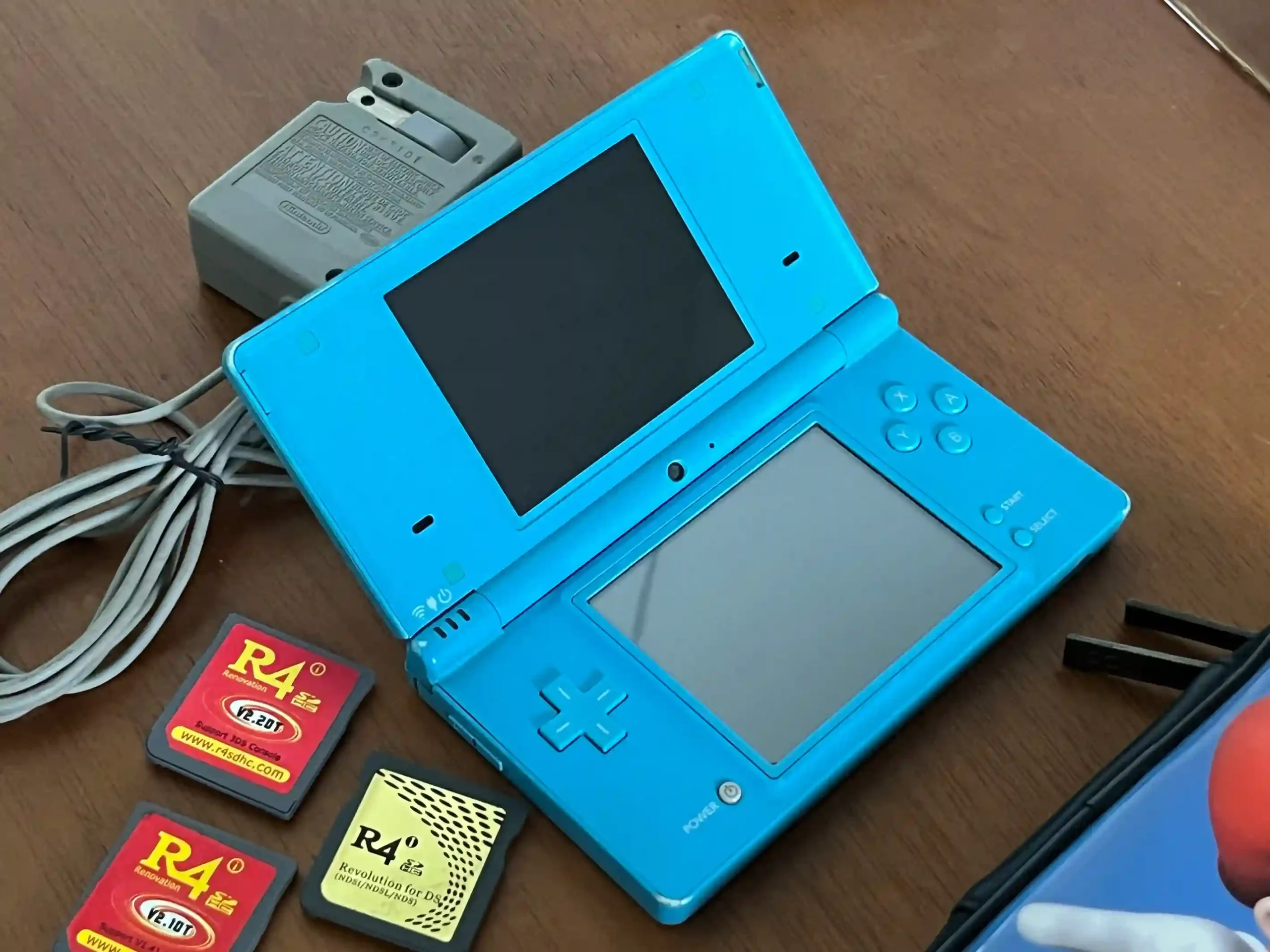 RB/ Aldebas /NINTENDO DSi😍BLUE 97,00 SEGUIDOS DE 8,00😱