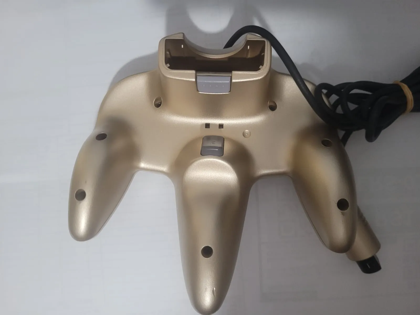 JD/ Victor88/ORIGINAL CONTROLE N64 GOLD🚨😍, 209,00 SEGUIDOS DE 23,00😮