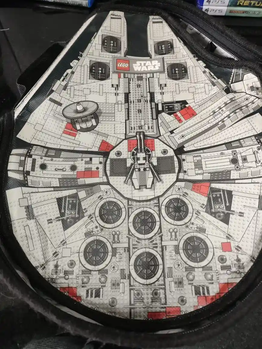 WA/ Aldebas /MOCHILA TOP MILLENNIUM FALCON😱137,00 SEGUIDOS DE 12,00