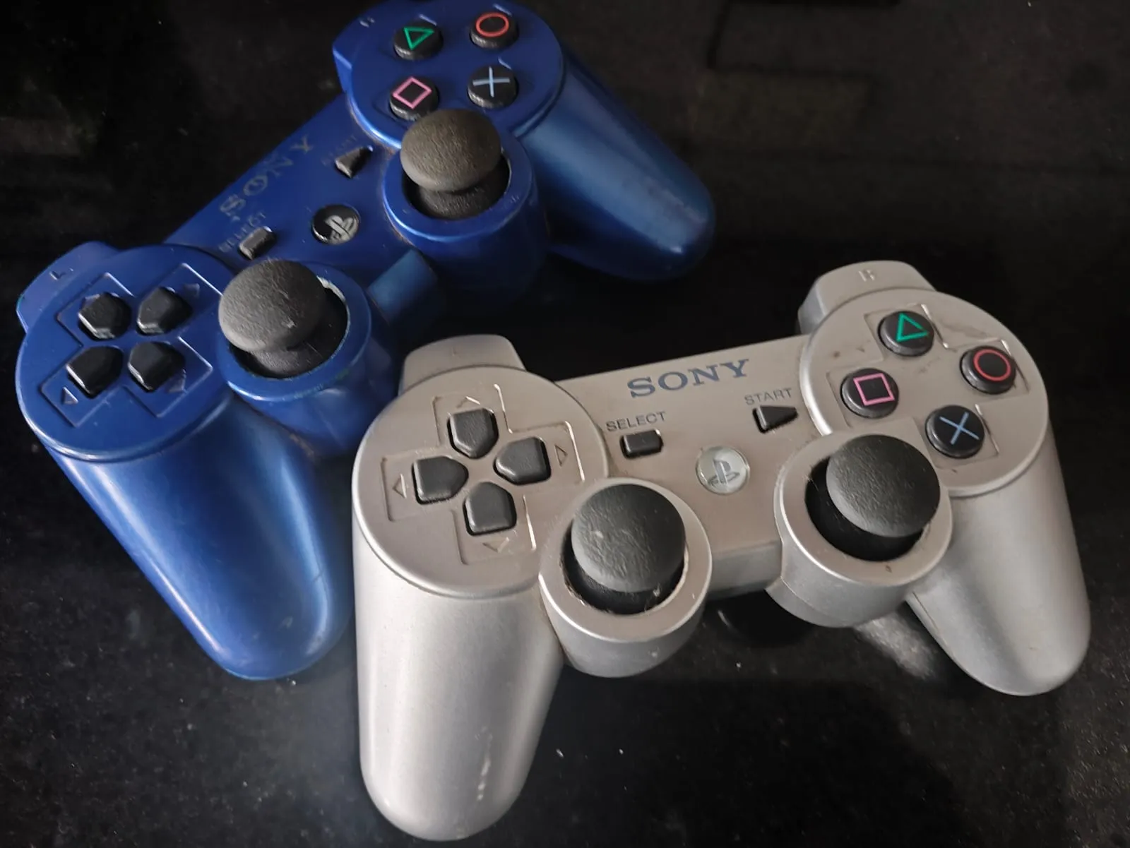 WA/ Kleber /ORIGINAIS 2 CONTROLES PS3 EDIÇÃO♨️53,00 SEGUIDOS DE 7,00