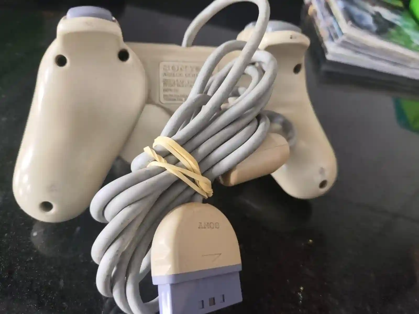 WA/ Geimison /ORIGINAL CONTROLE PS1♨️53,00 SEGUIDOS DE 9,00