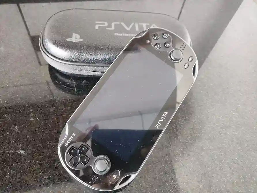 WA/ William Jaime Perez de Araujo Junior /LINDO PORTÁTIL SONY PSVITA😍227,00  SEGUIDOS DE 33,00