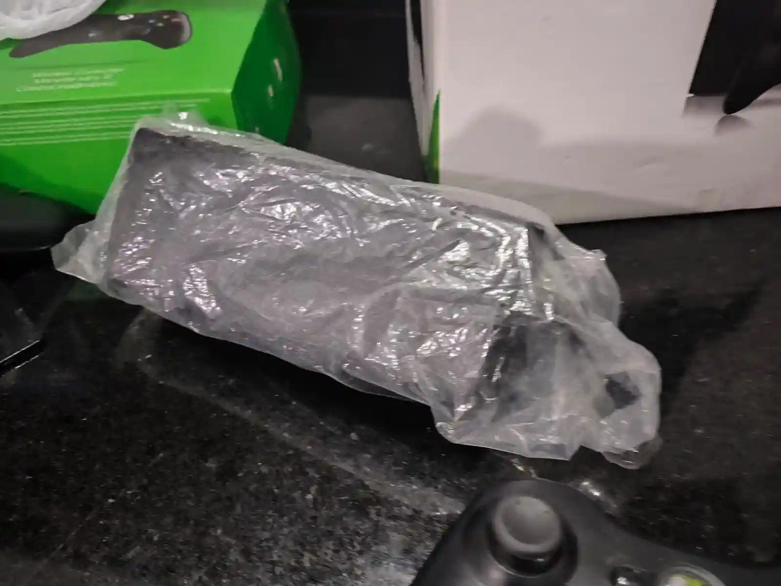 WA/ Gilsongz /LINDO XBOX 360 NA CAIXA😱197,00 SEGUIDOS DE 33,00♨️