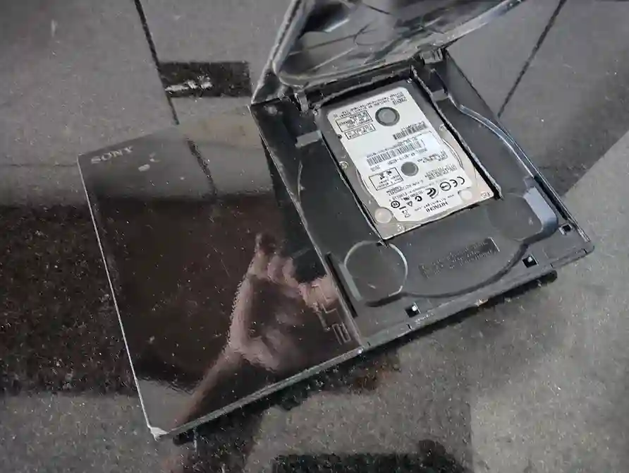 WA/ Victor88 /PS2 HD 250 GB 20,00 SEGUIDOS DE 10,00😍