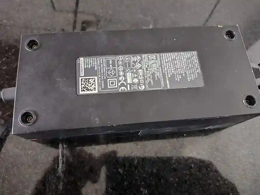 WA/ FONTE XBOX ONE♨️39,00 SEGUIDOS DE 9,00📦