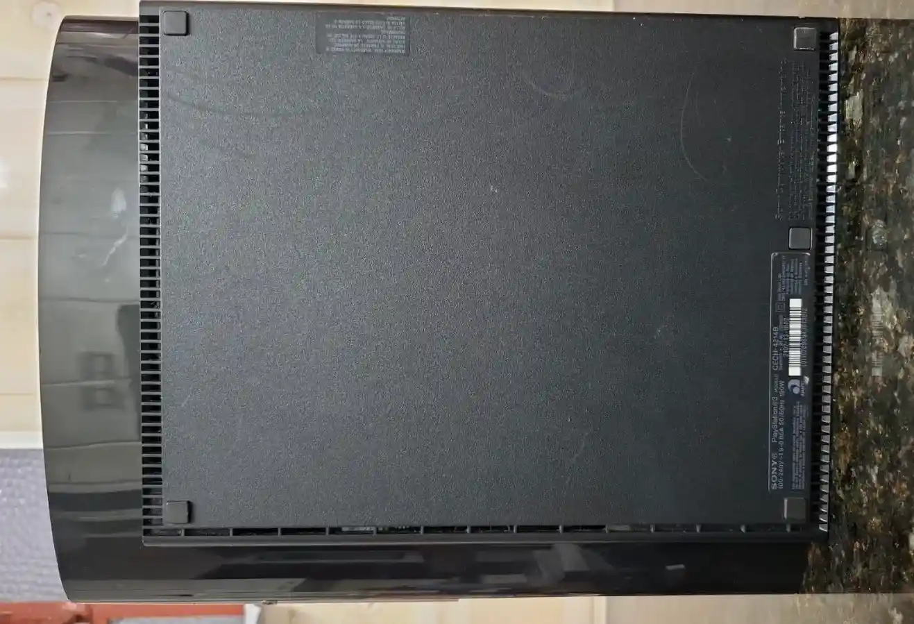 RT/ Xitelio /SONY PS3+JOGOS😯25,00 SEGUIDOS DE 25,00