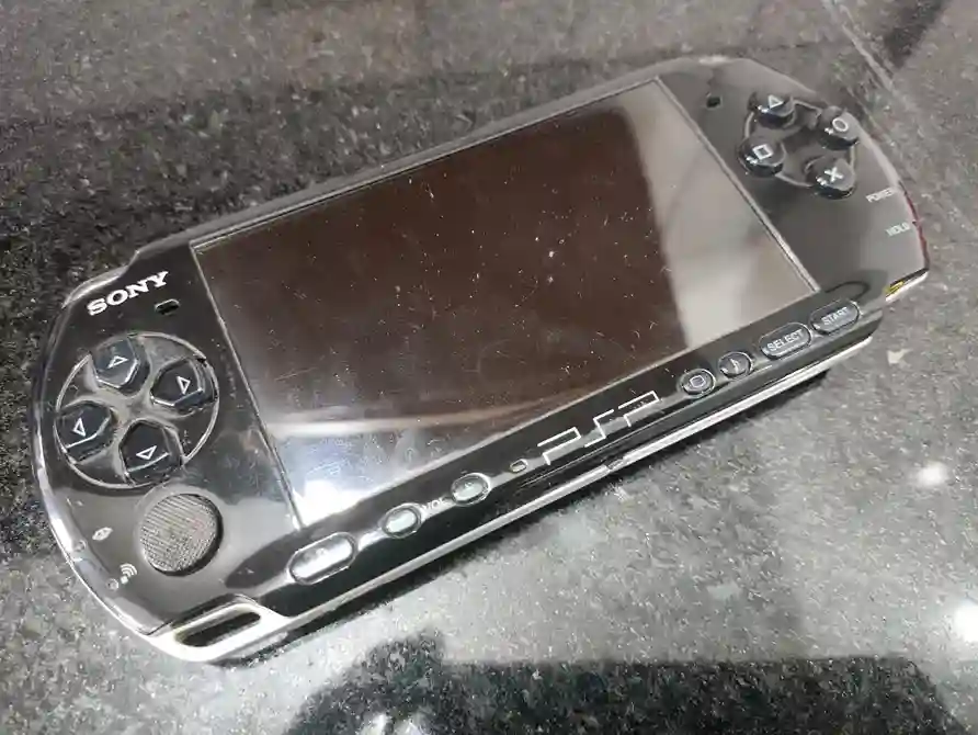 WA/ PLAYSTATION SONY PSP♨️94,00 SEGUIDOS DE 12,00👊🏽