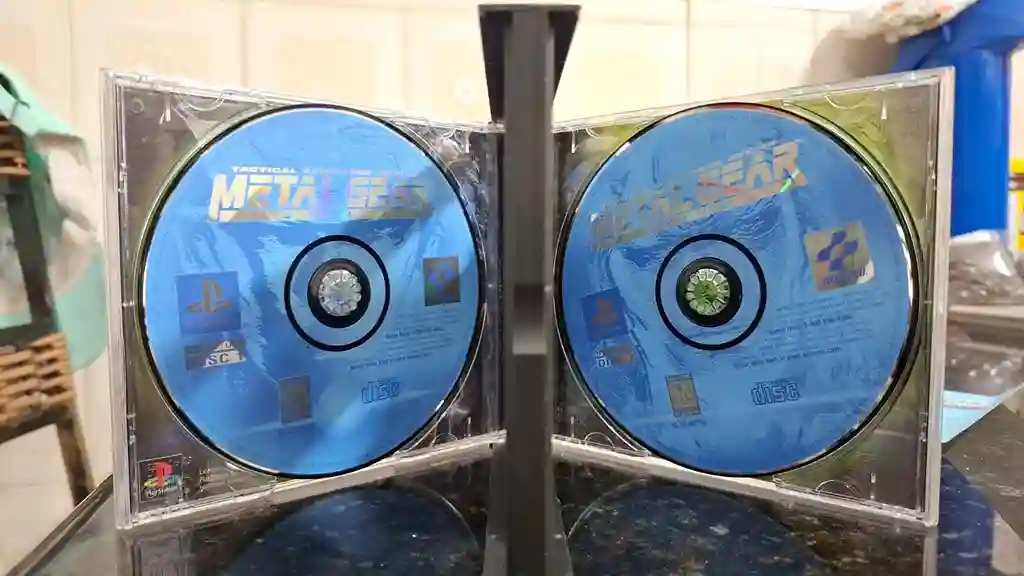 RT/ Minigaimeiro /😍ORIGINAL METAL GEAR USA😯98,00 SEGUIDOS DE 20,00