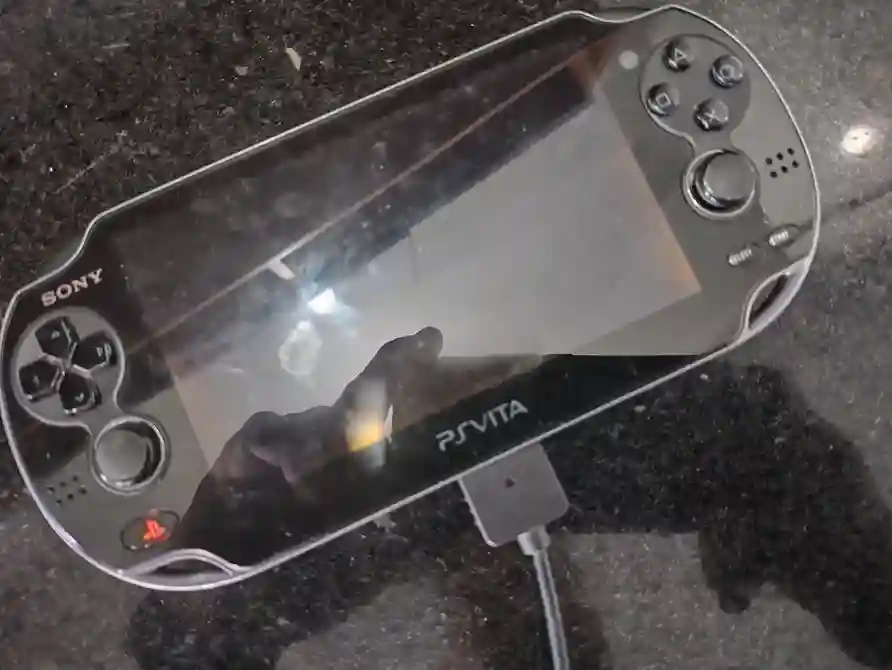 WA/ Nox /SONY PORTÁTIL PSVITA😍109,00 SEGUIDOS DE 25,00 👊🏽