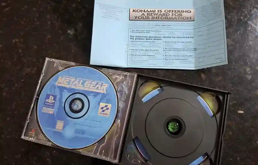 RT/ Minigaimeiro /😍ORIGINAL METAL GEAR USA😯98,00 SEGUIDOS DE 20,00