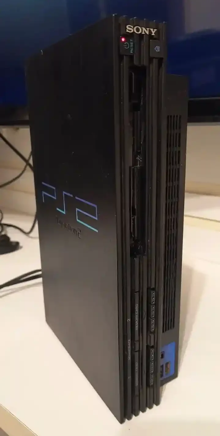 R3/ PS2 FAT! SONY!♨️93,00 SEGUIDOS DE 23,00👊🏽📦
