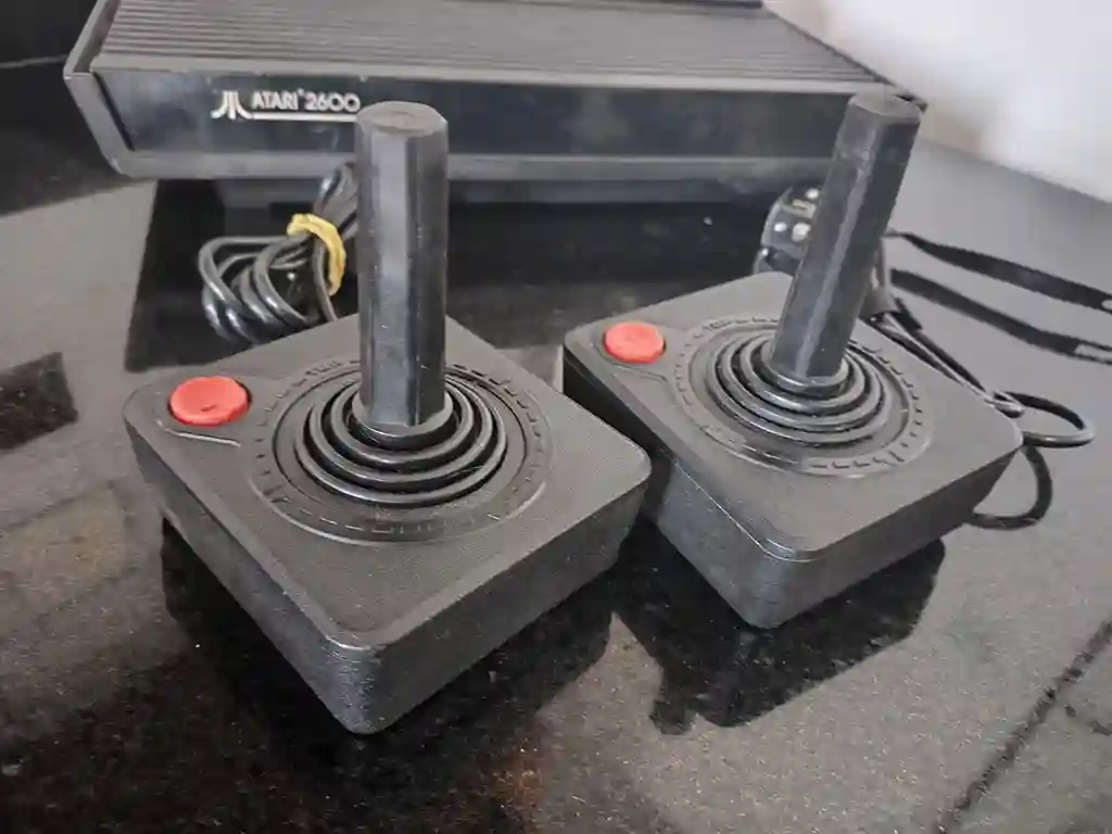 WA/ ATARI+CONTROLES♨️99,00 SEGUIDOS DE 11,00📦