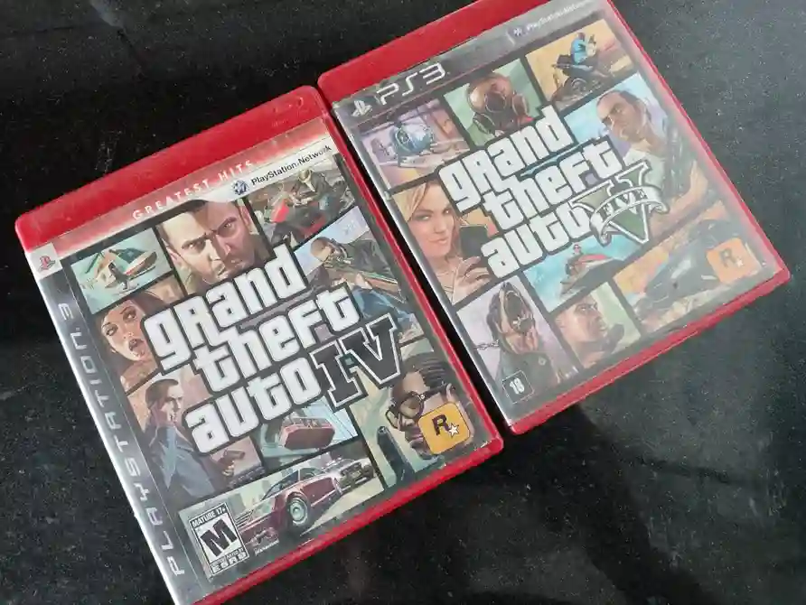 WA/ VINIRCR /2 JOGOS CLÁSSICOS PS3👊🏽43,00 SEGUIDOS DE 5,00♨️