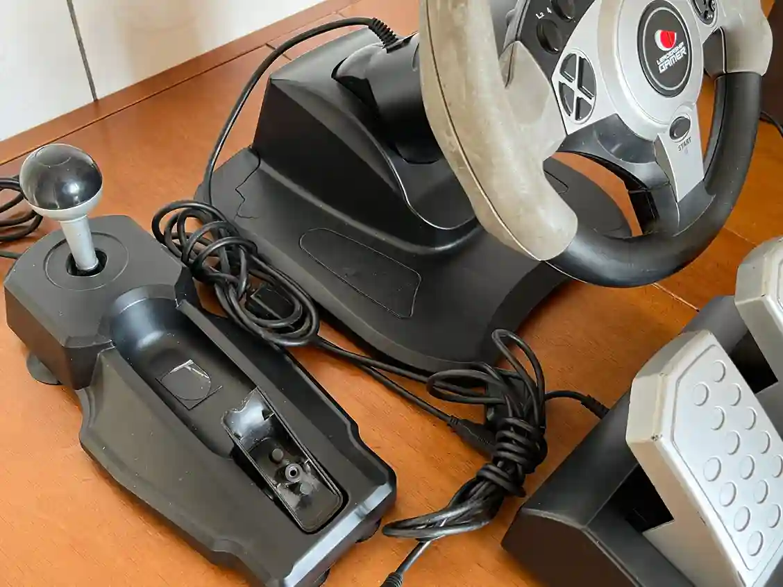 7B/ Lucas88 /VOLANTE PARA PS2📦58,00 SEGUIDOS DE 11,00♨️