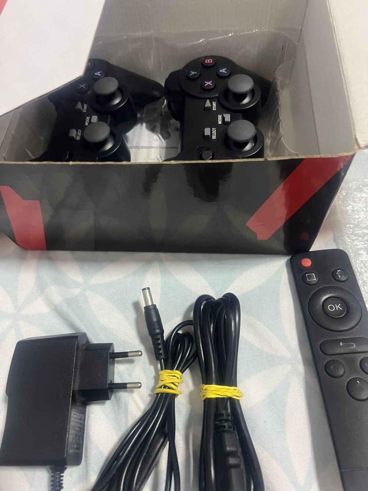 CB/ Francinaldo Medeiros / RETRO MONSTER, 250,00 SEGUIDOS DE 20,00😍