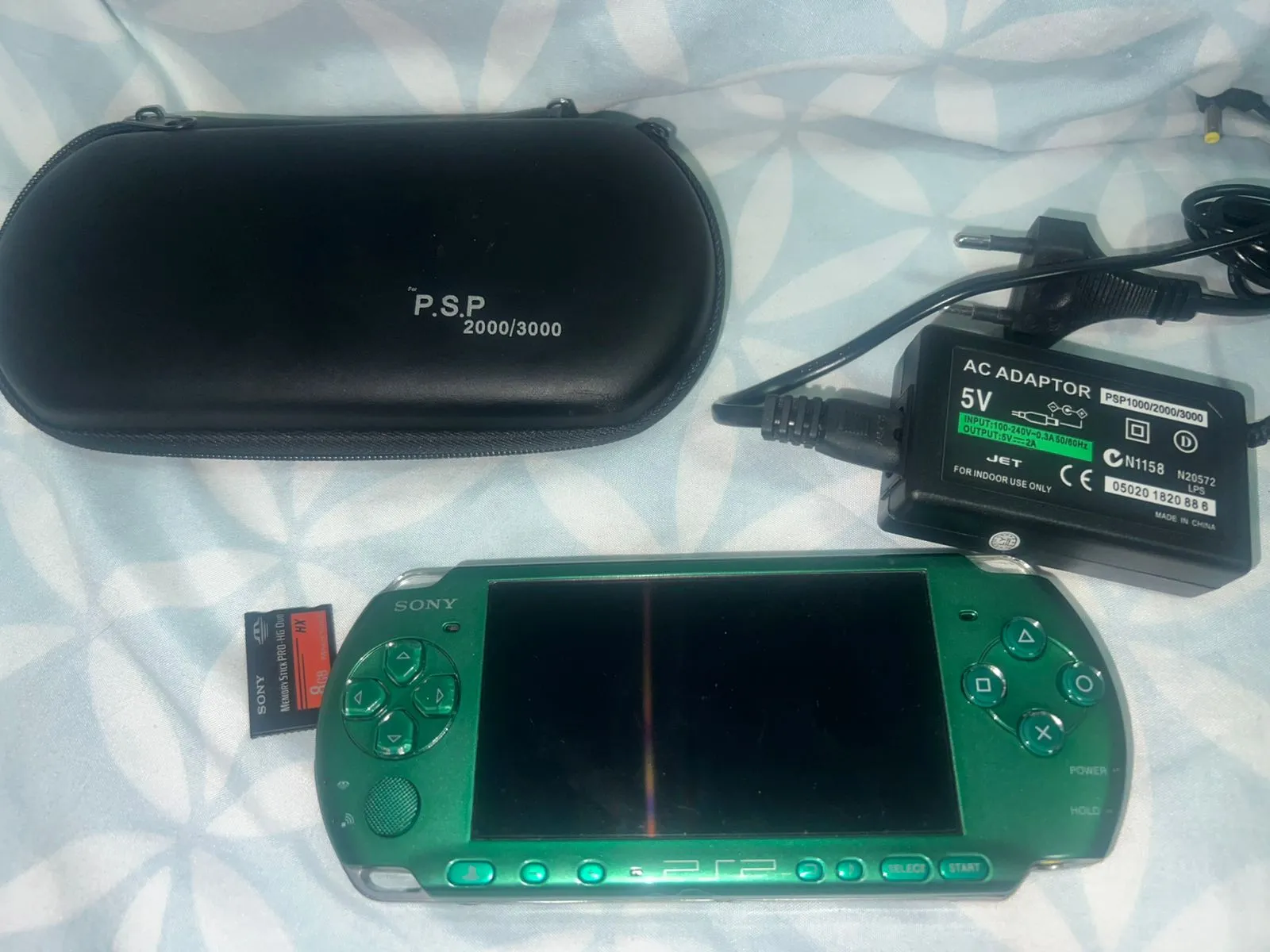 CB/ DavidM / 👊🏽 PSP SPIRITED GREEN, 447,00 SEGUIDOS DE 40,00😍