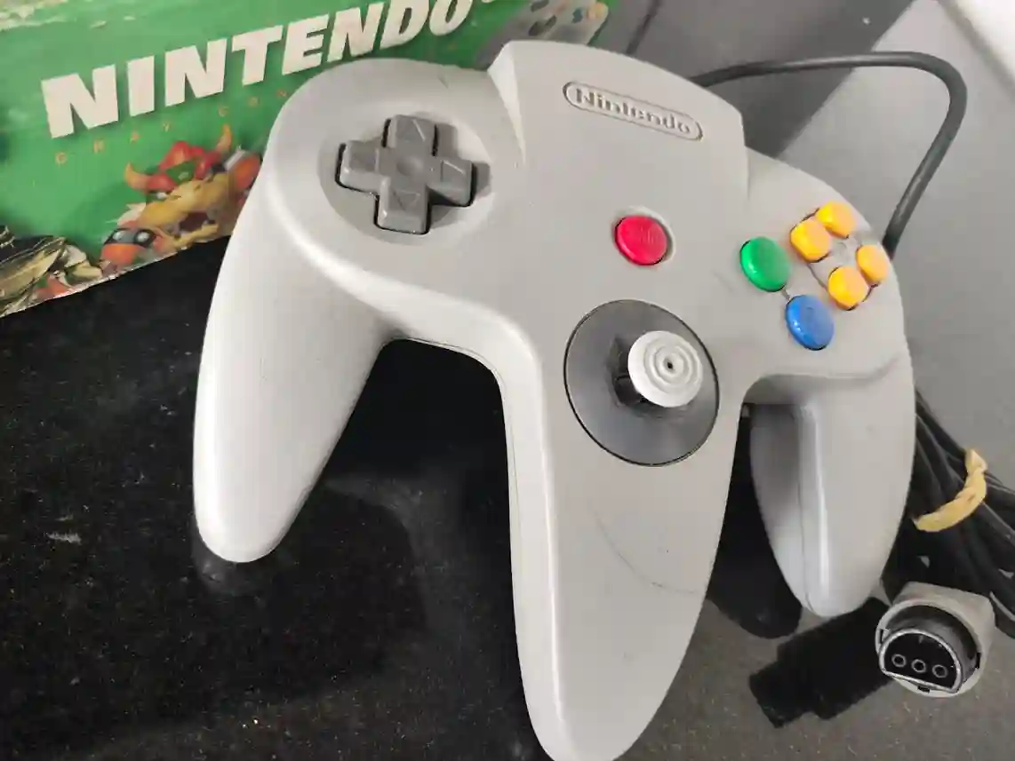 WA/ William Jaime Perez de Araujo Junior /ORIGINAL CONTROLE N64😍68,00 SEGUIDOS DE 9,00