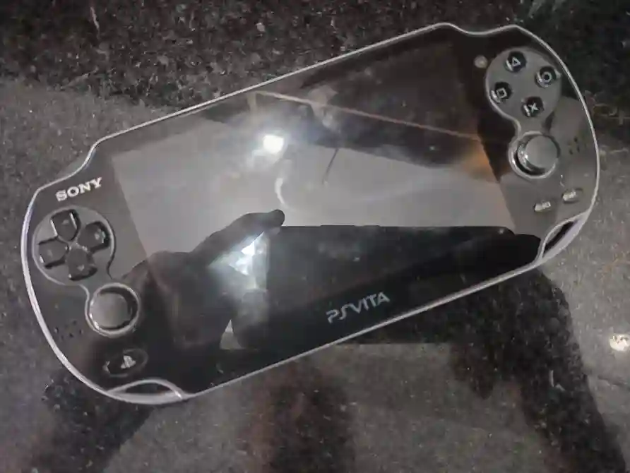 WA/ Nox /SONY PORTÁTIL PSVITA😍109,00 SEGUIDOS DE 25,00 👊🏽