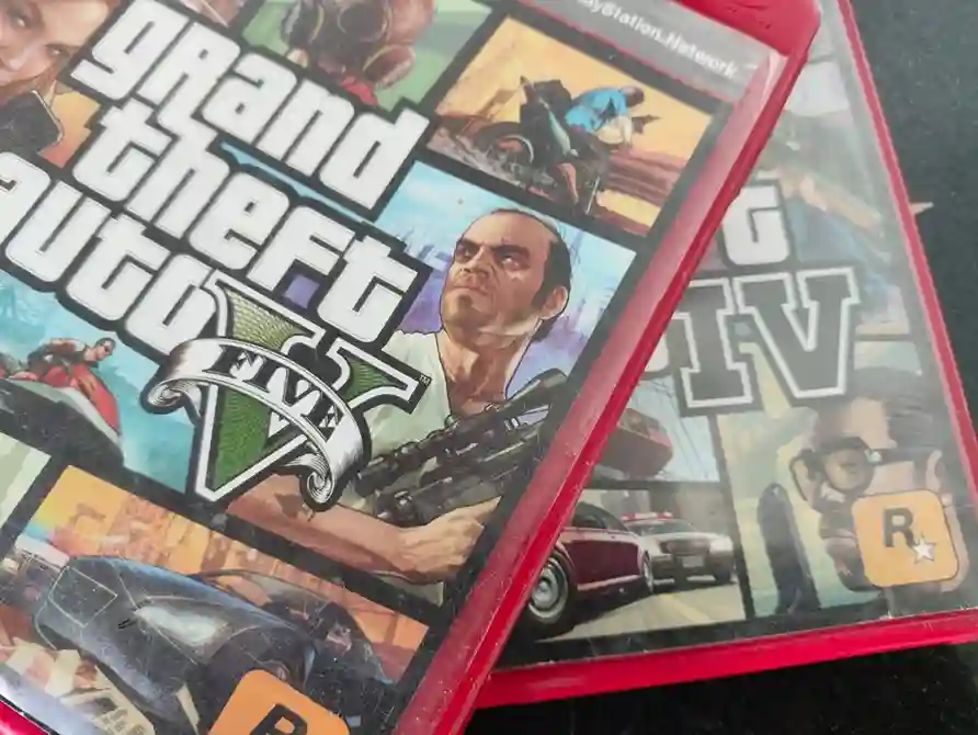 WA/ VINIRCR /2 JOGOS CLÁSSICOS PS3👊🏽43,00 SEGUIDOS DE 5,00♨️