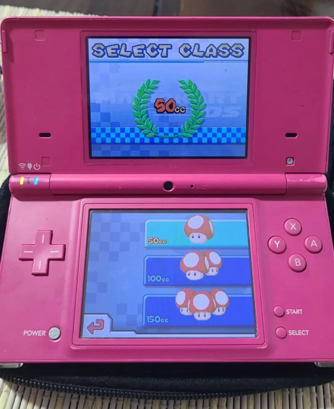 EA/ Gisele ( vendido para segundo colocado ) /NINTENDO DSi ROSE 100%+JOGO😍48,00 SEGUIDOS DE 19,00