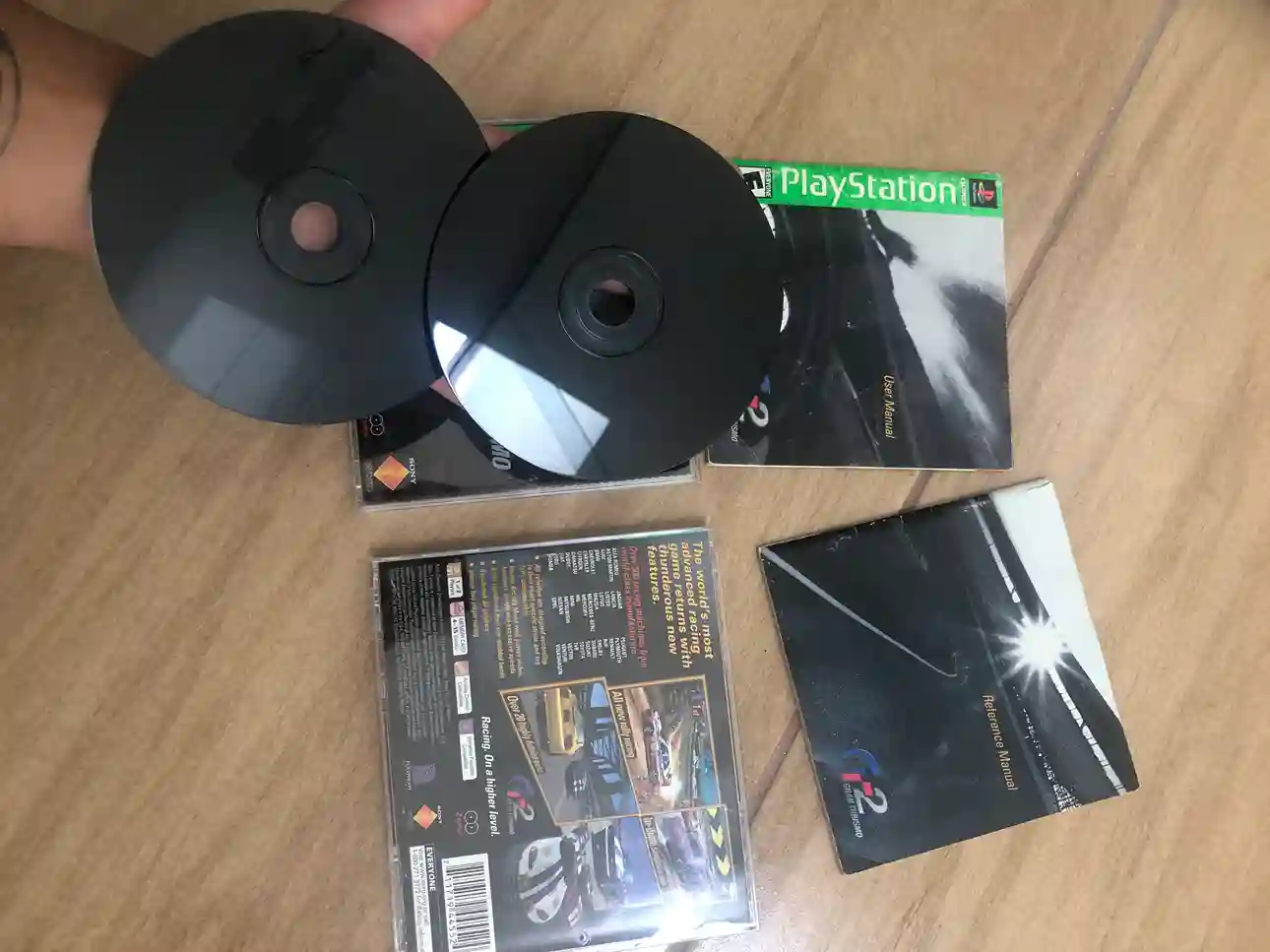 B9/ LUIZ ANDERSON / GRAN TURISMO 2 ORIGINAL PS1 💣 77,00  SEGUIDOS DE 12,00