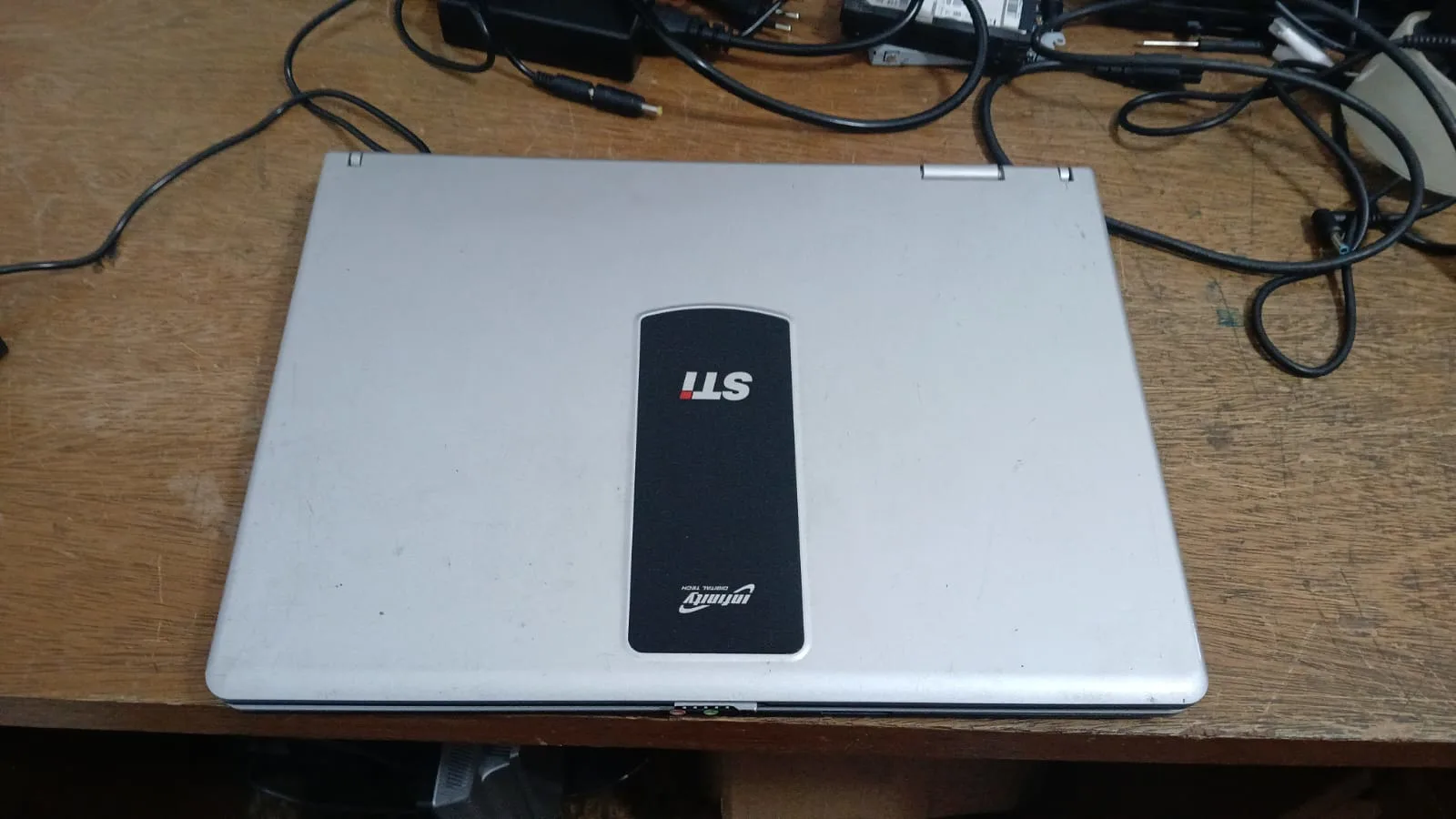 CL/ 😱LOTE DE 3 NOTEBOOKS ANTIGOS🥳 208,00 SEGUIDOS 9,00😲