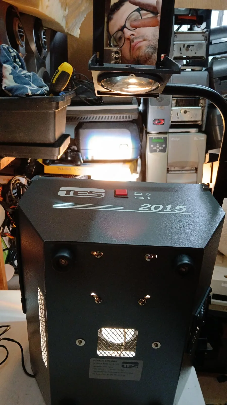 CL/ 😱PROJETOR RETRO🥳 188,00 SEGUIDOS 9,00😲