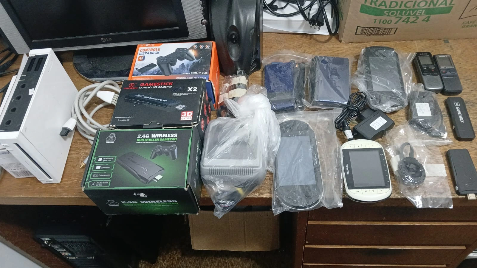 CL/ 😱LOTE DE GAMES E ACESSORIOS🥳 138,00 SEGUIDOS 9,00😲