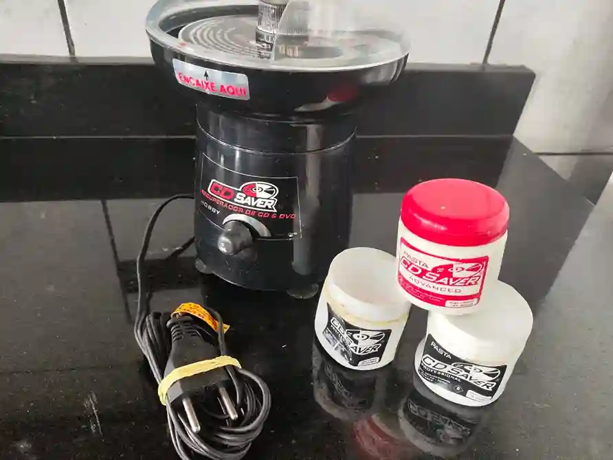 WA/ Angelo Custodio Neto /MÁQUNA POLIDORA DE CDS/DVDS😯117,00 SEGUIDOS DE 19,00👊🏽