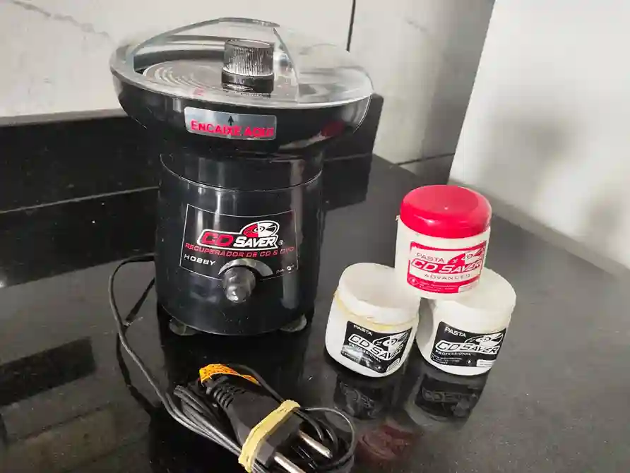 WA/ Angelo Custodio Neto /MÁQUNA POLIDORA DE CDS/DVDS😯117,00 SEGUIDOS DE 19,00👊🏽