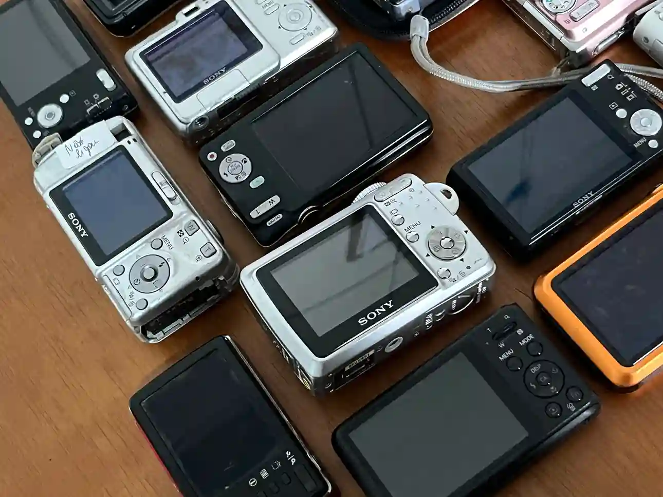 F2/ Jessy /LOTE CAMERAS RETRO😍129,00 SEGUIDOS DE 9,00