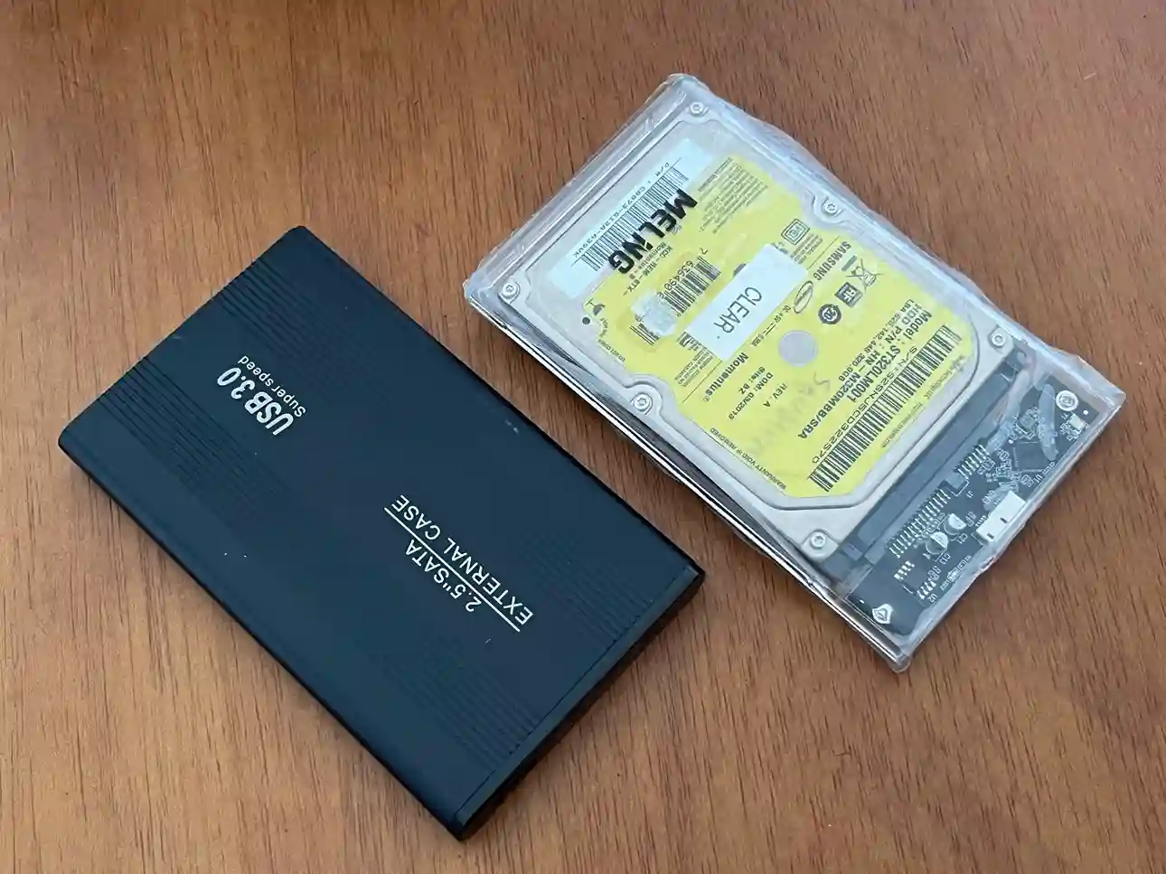 CX/ Christian /2 HDS WII COM JOGOS!😍44,00 SEGUIDOS DE 9,00