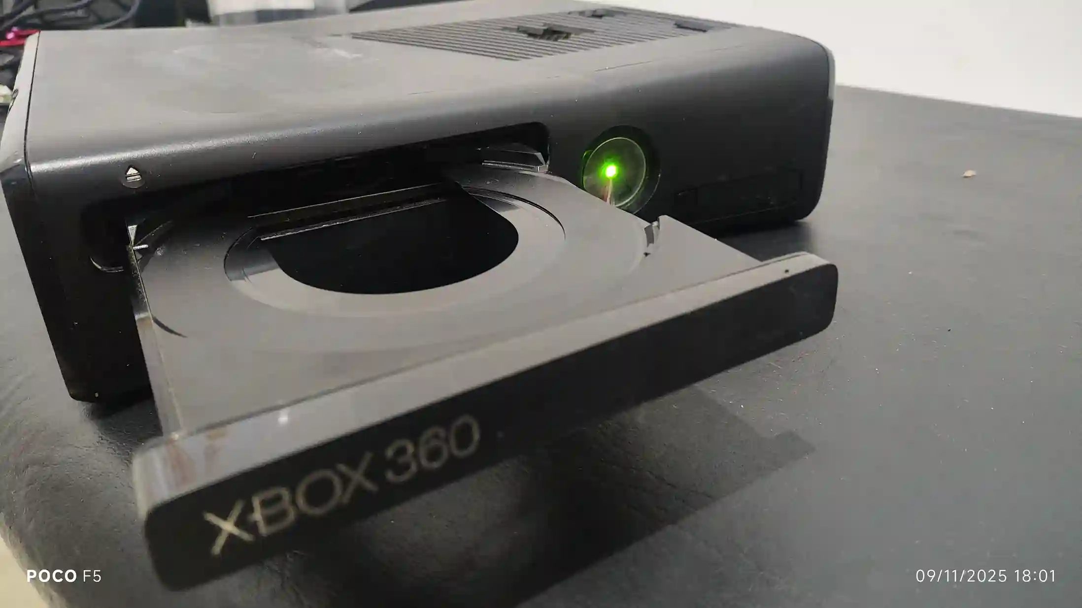 KF/ Valdenir Polaco /XBOX 360 CONSOLE 33,00 SEGUIDOS DE 6,00