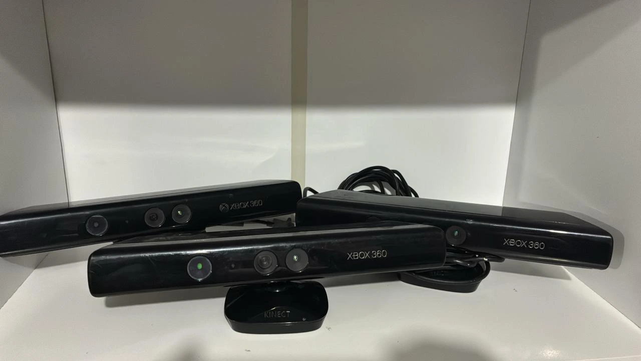 RL/ Prado /LOTE 3 KINECT XBOX 360 30,00 SEGUIDOS DE 5,00